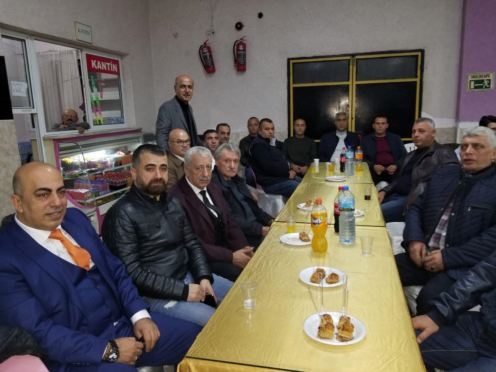 Esin & Rıfat çifti gerçekleştirilen merasimle nişanlandı!