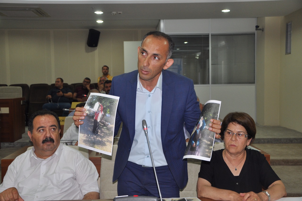 Taş, "Şovla siyaset yapılmaz"