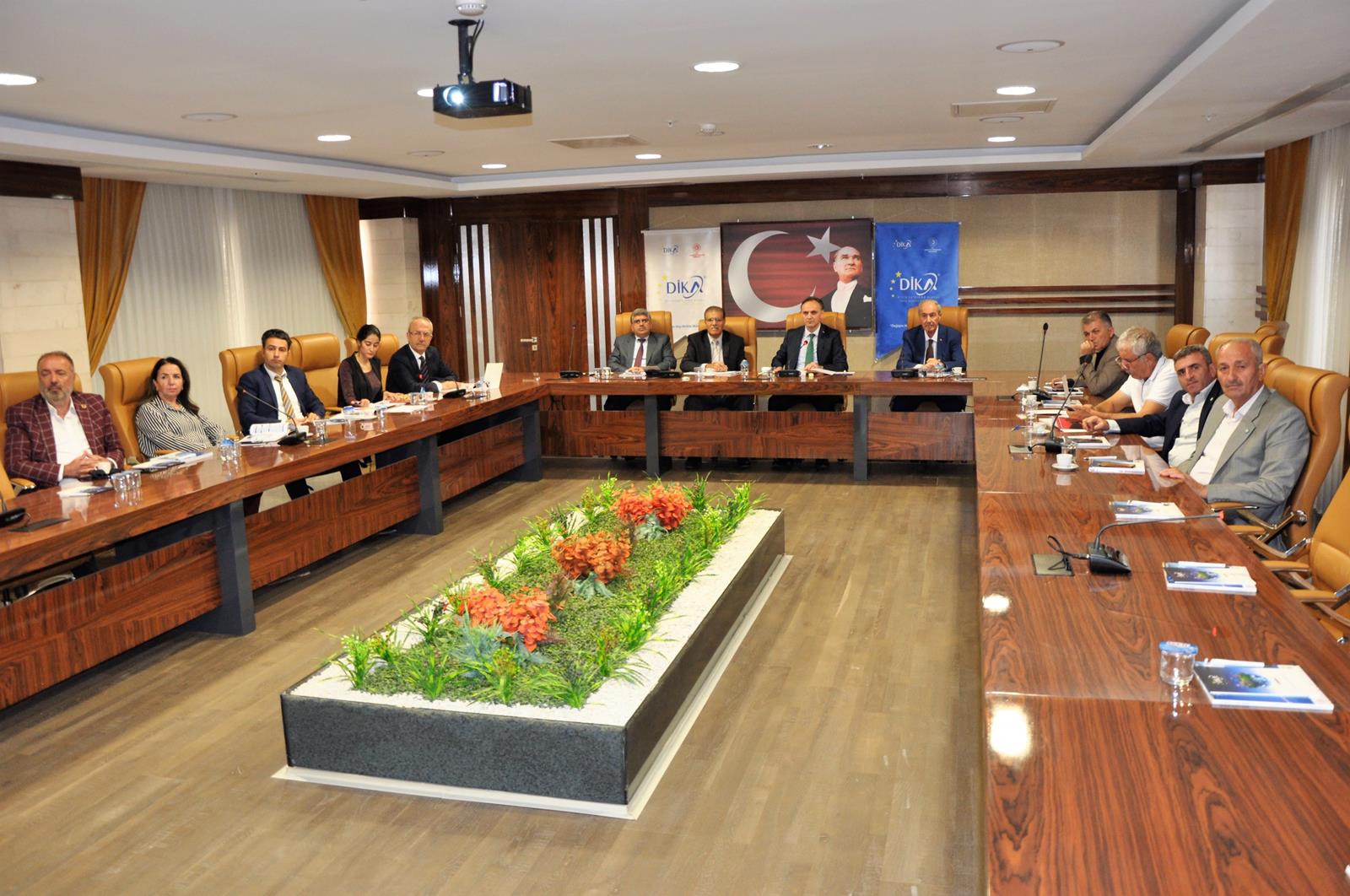 DİKA’dan “STK’lara Destek ve Teşvik Rehberi” Toplantısı