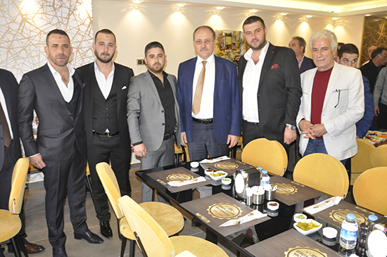 Bornova'nın Patron'una mehterli açılış