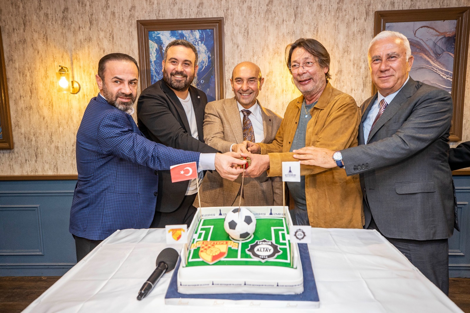 Soyer: "İzmir bütün Türkiye'ye centilmenlik dersi verecek"