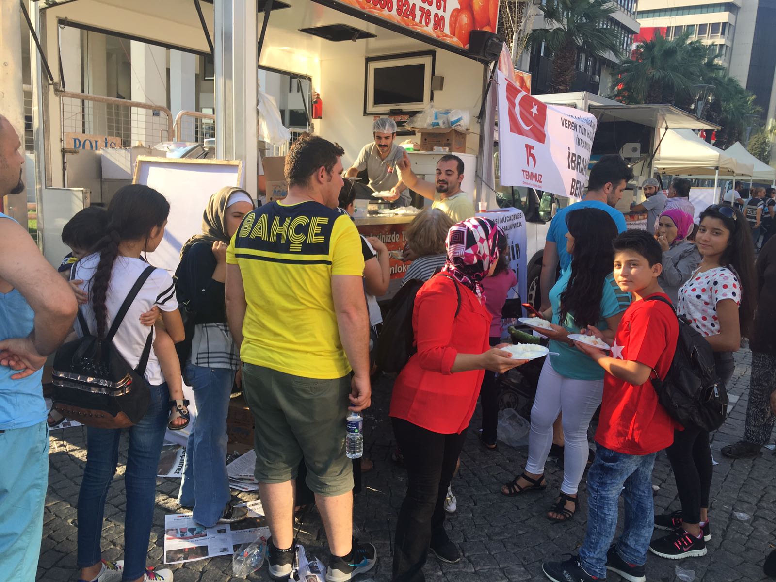 HAYIRSEVER SiYASETÇi, iŞADAMI iBRAHiM BENGi'DEN DEV DESTEK