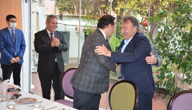 SATARAK DEĞİL ALARAK BÜYÜYEN BELEDİYE: "BORNOVA"