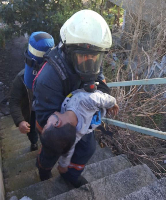 7 yaşındaki çocuk son anda kurtarıldı