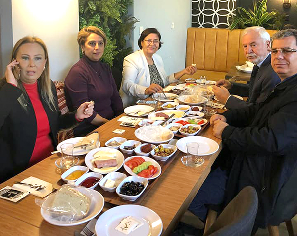 'Ben Yok Biz Varız'