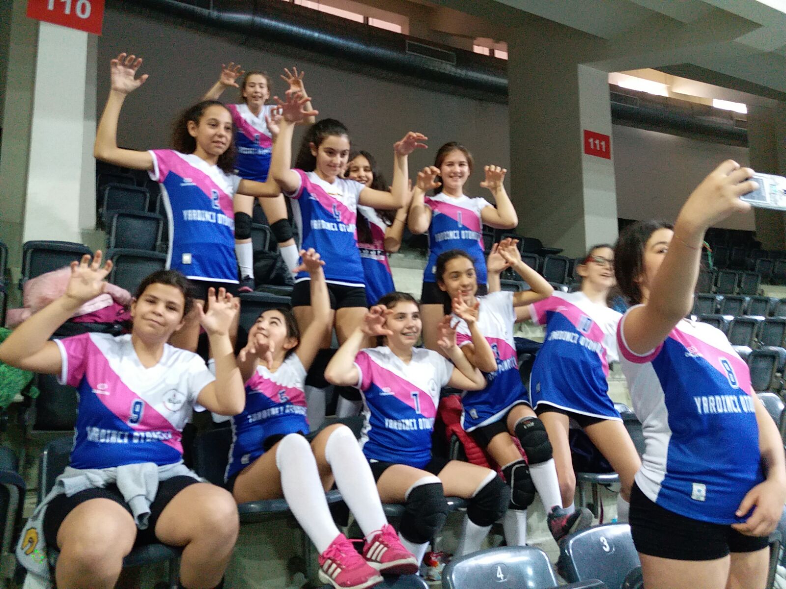 MİNİKLER DURMAK BİLMİYOR