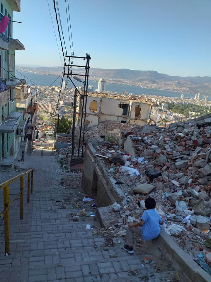 Kadifekale'de çöp manzarası!