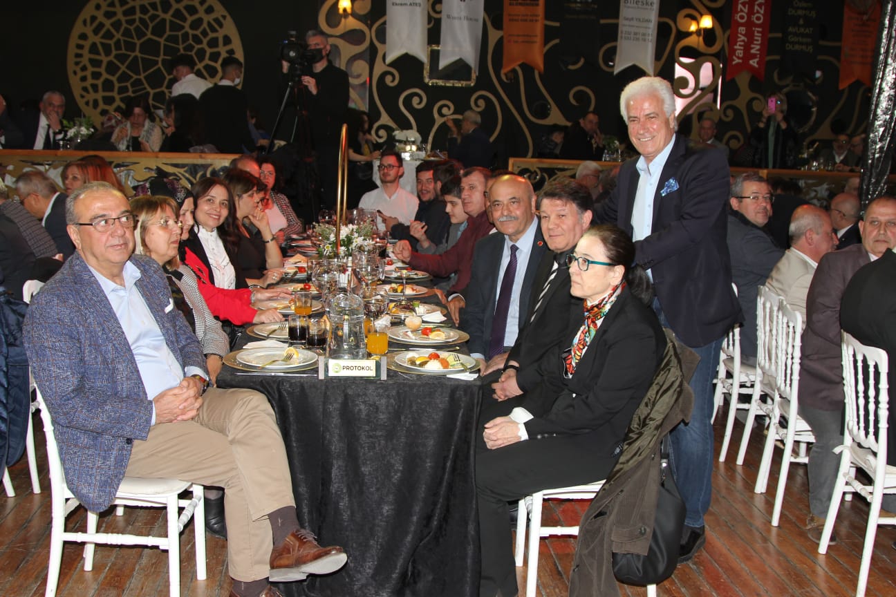 İzmir Denizliler Derneği, İzmir'deki Denizlilileri Bir Araya Getirdi