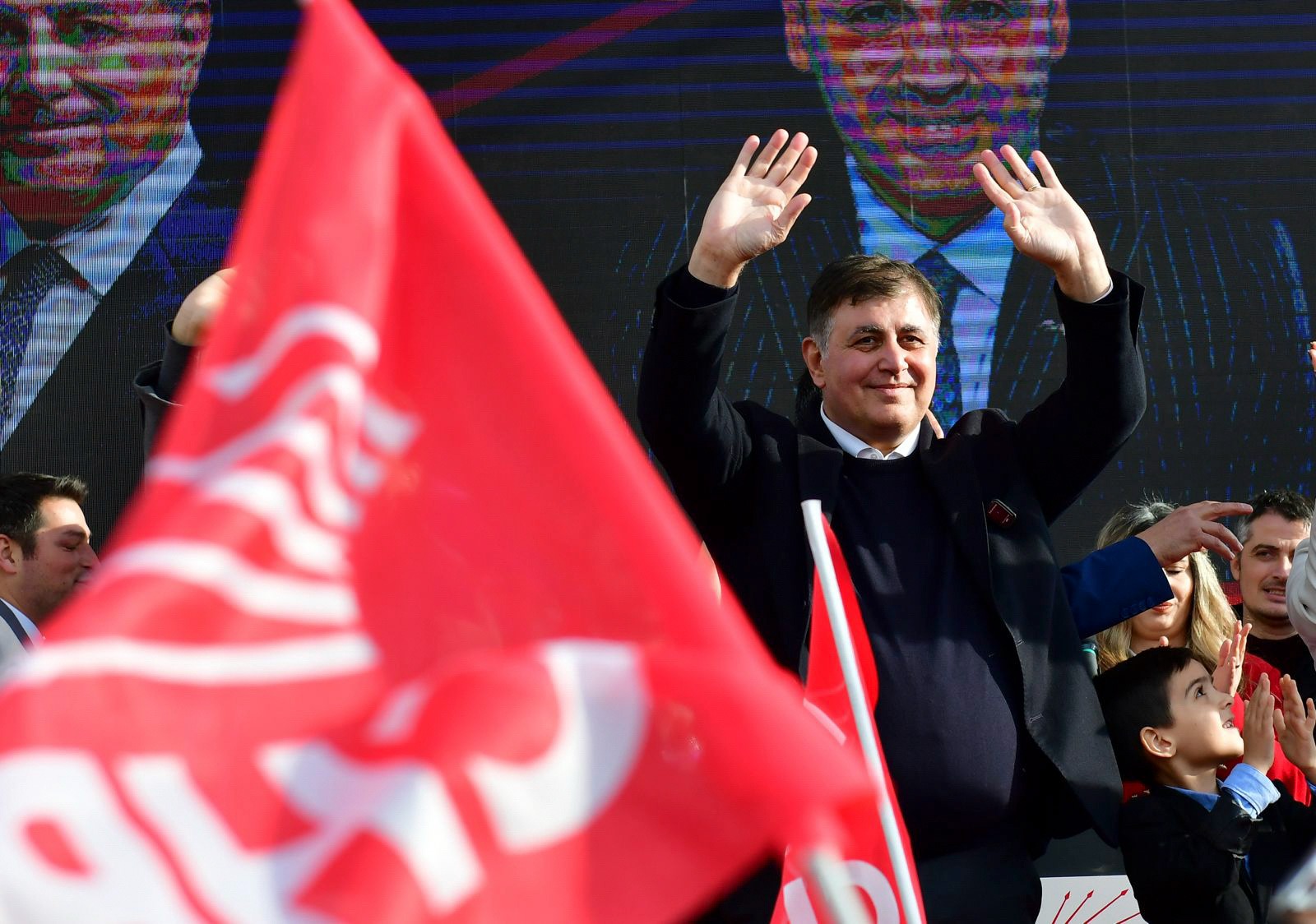 Bayındır, Çiğli ve Karabağlar'da Tugay'a coşkulu karşılama