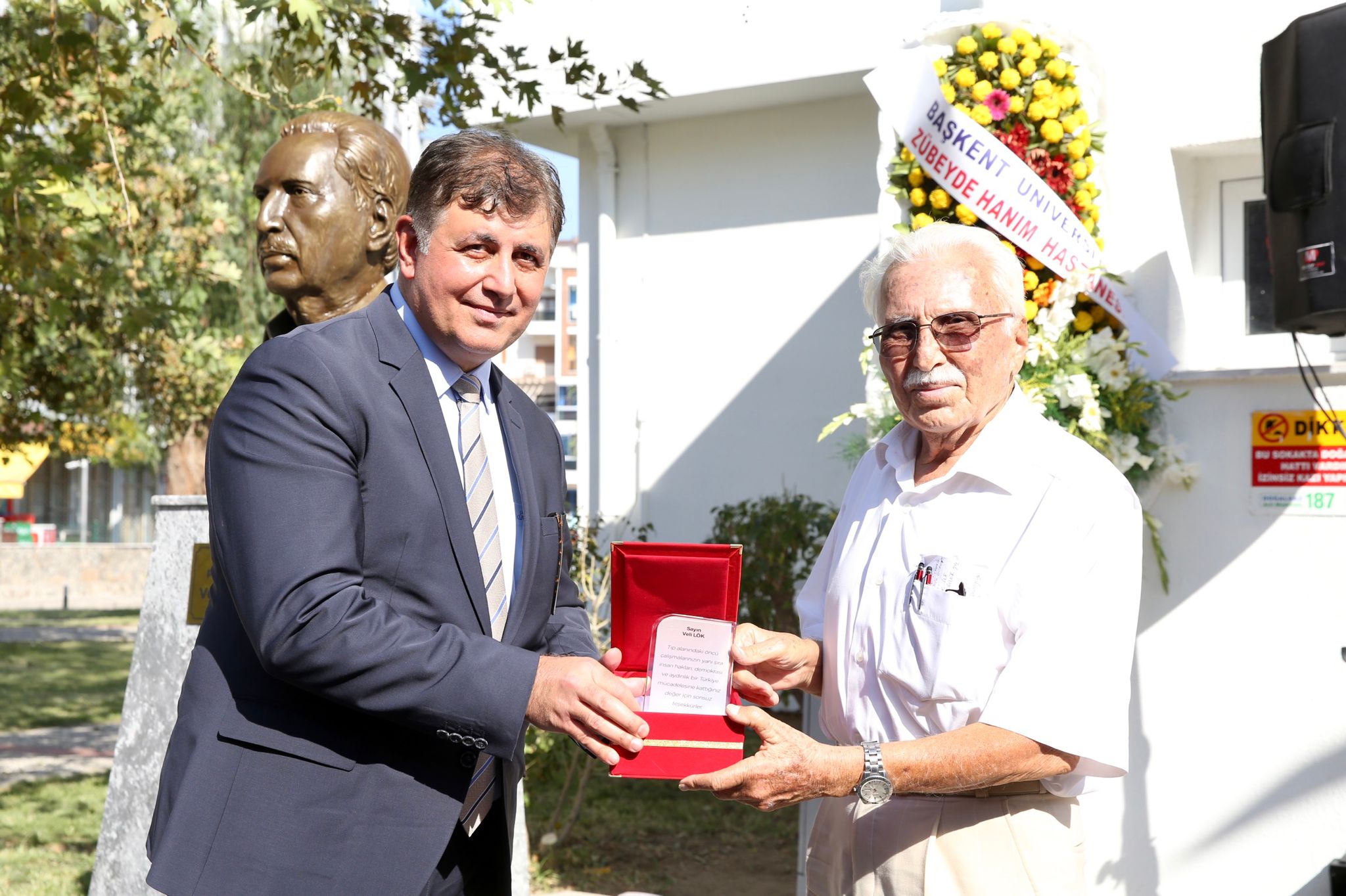 “Veli Lök ve Rasime Şeyhoğlu Kütüphanesi” açıldı