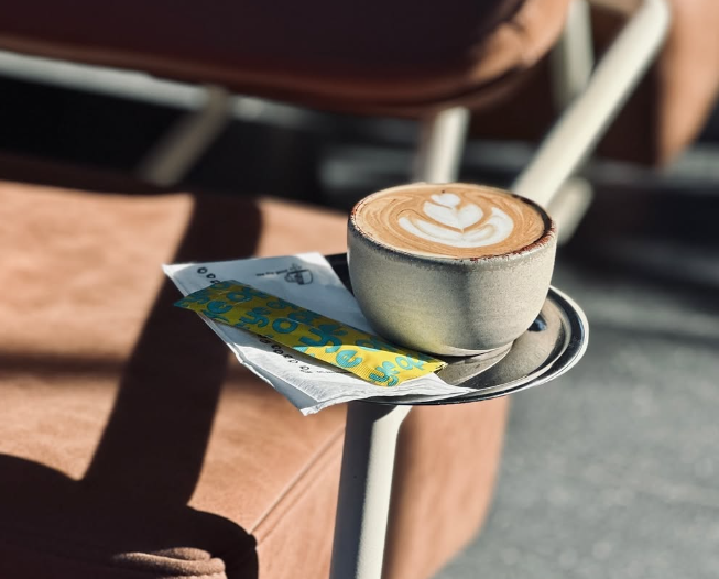 Eye Opıa Coffee Shop Bornova Şubesi’ne taze kan: Ulaş Takyacı da ortak oldu!