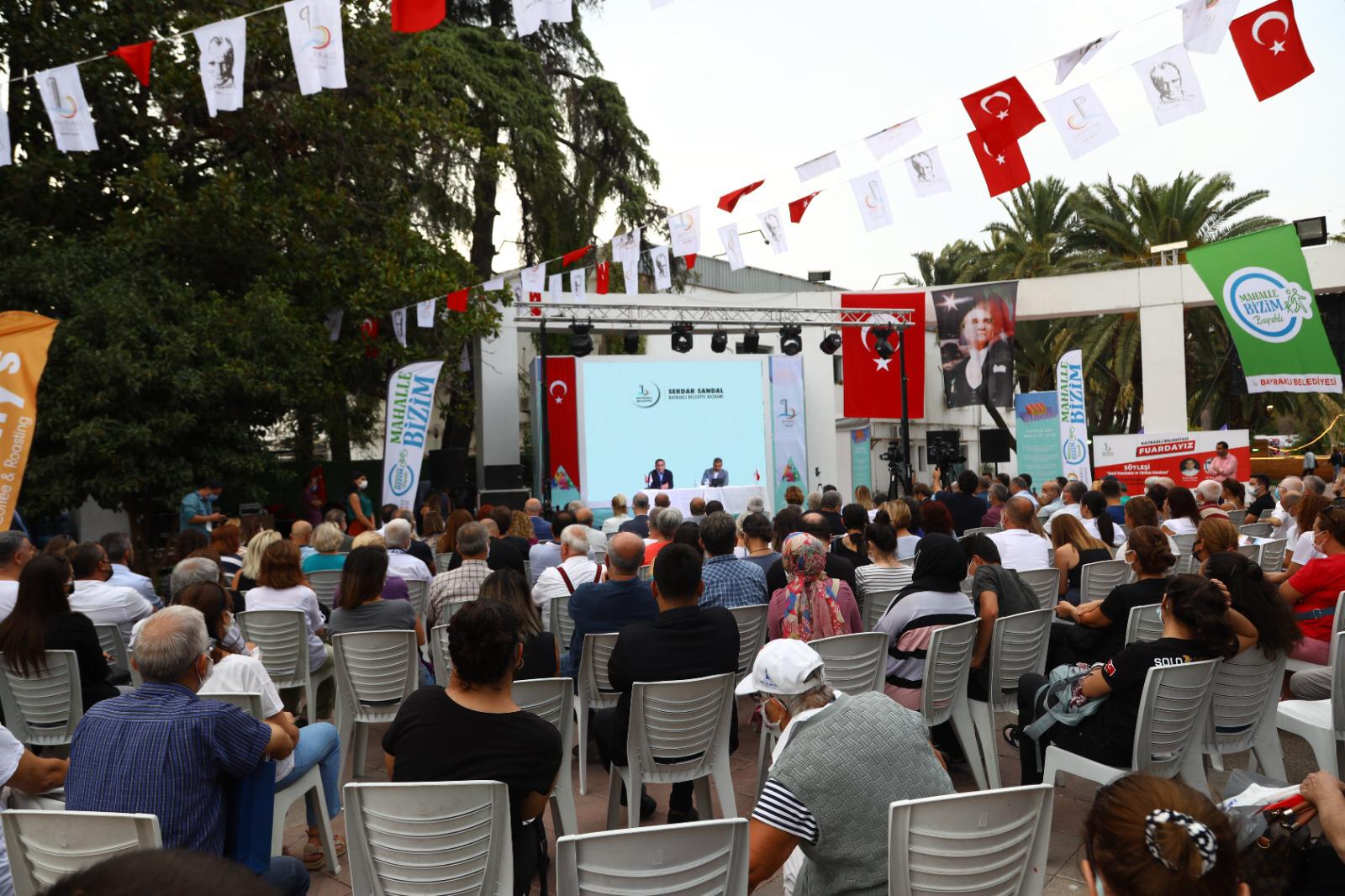 BAYRAKLI BELEDİYESİ İEF’TE DENİZ ZEYREK VE ALİ HAYDAR FIRAT’A EV SAHİPLİĞİ YAPTI