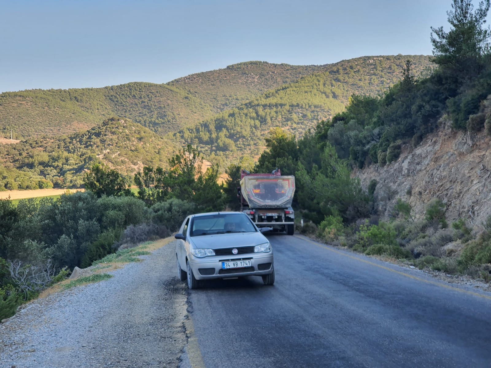 BiRiLERi BUNLARI DURDURSUN!
