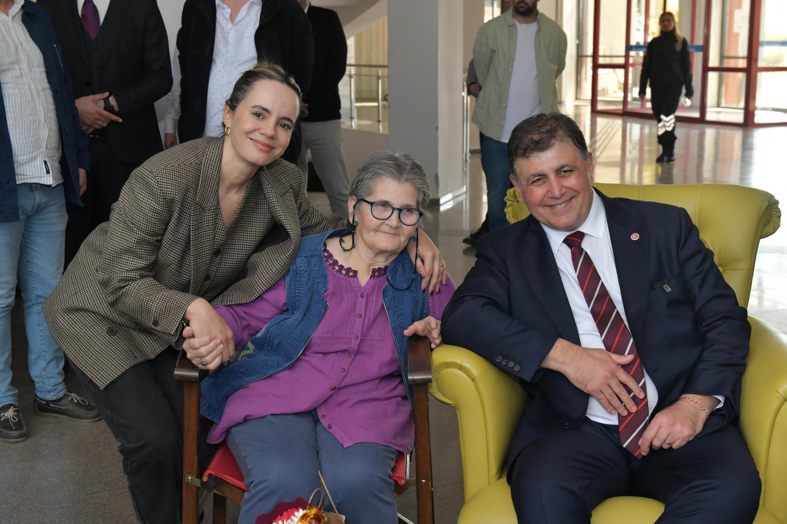 Başkan Tugay, genç iş insanlarına projelerini anlattı