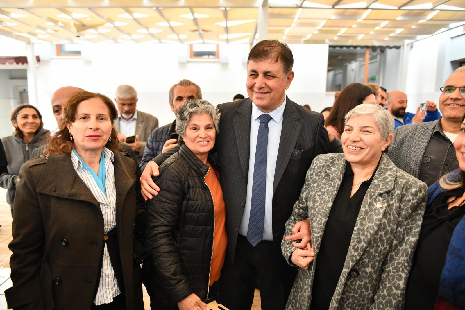 Başkan Cemil Tugay'dan emekliler için önemli düzenleme