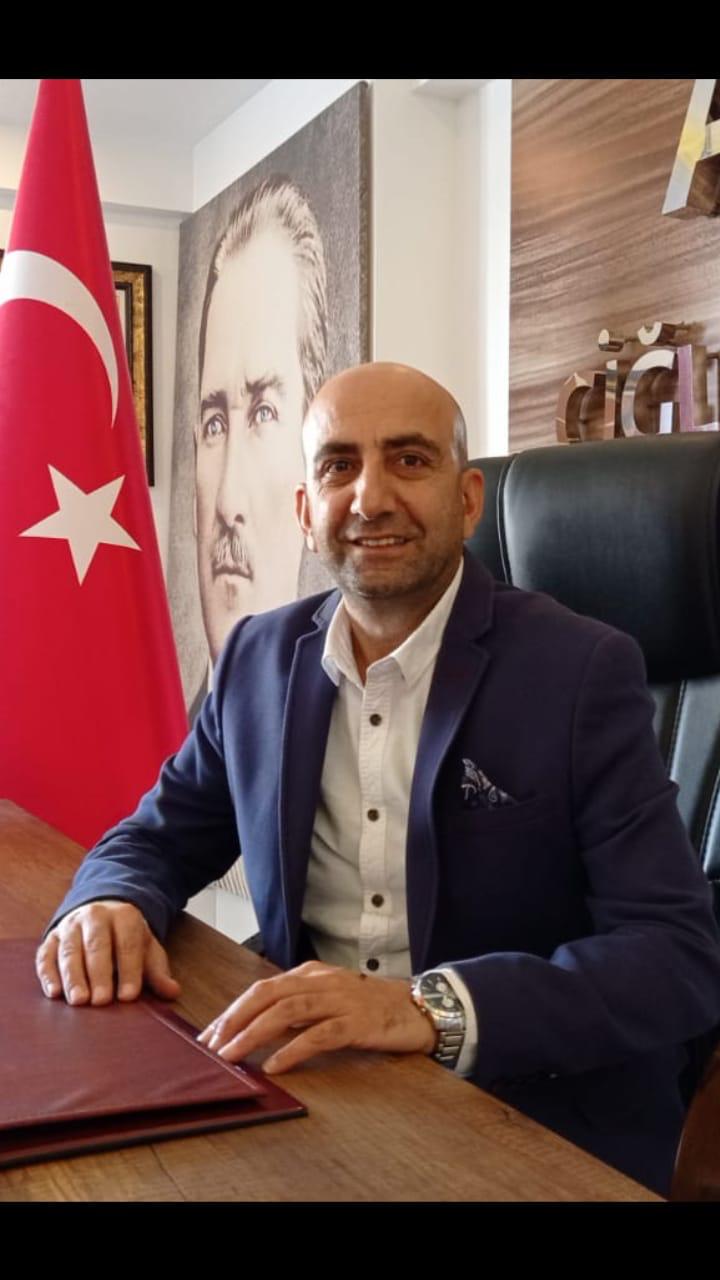 AK Parti’den Belediye Başkanı Gümrükçü’ye ‘koku’ salvosu ‘’Koku arıyorlarsa Çiğli Atık Su Arıtma Tesisi ve Çöplüğe bakınlar’’