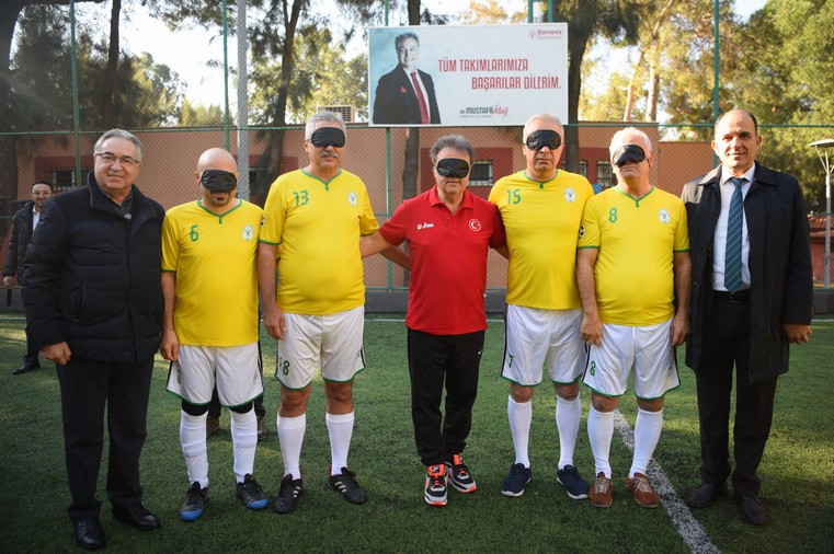 Dünya Engelliler Günü'nde dostluk kazandı