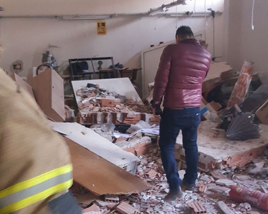Okulda büyük patlama: 1'i ağır 4 yaralı