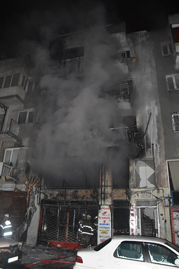 Dumandan etkilenen yaşlı kadın hayatını kaybetti