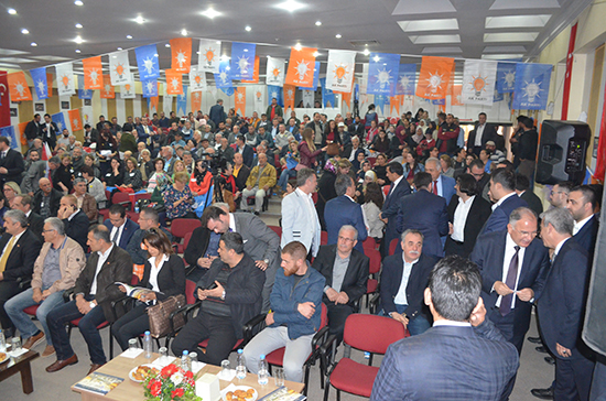 AK Parti Selçuk'ta yeni başkan Başterzi