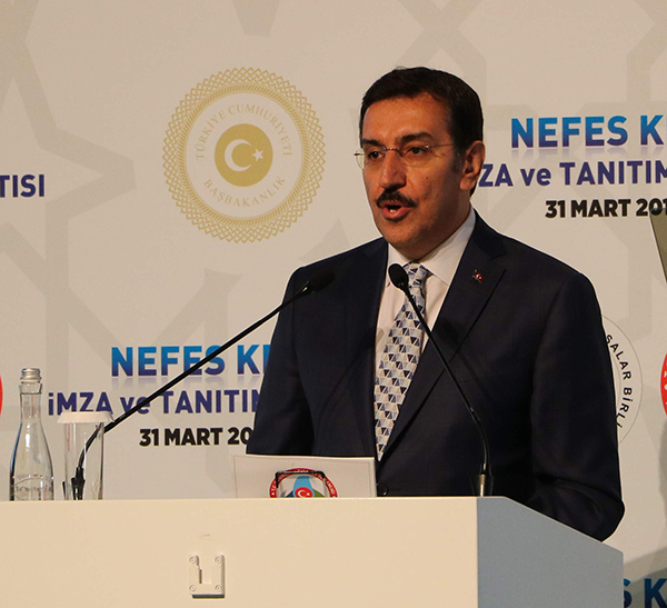 Başbakan Yıldırım: “Türkiye yandı bitti diyenler mosmor oldu”