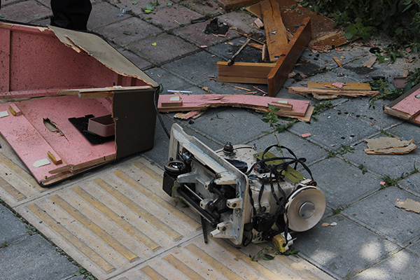 Okul önünde şüpheli çanta paniği