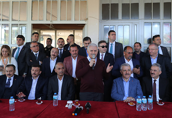 Başbakan Yıldırım: “Yeni dönemde darbe, kumpas yok, milletin dediği var”