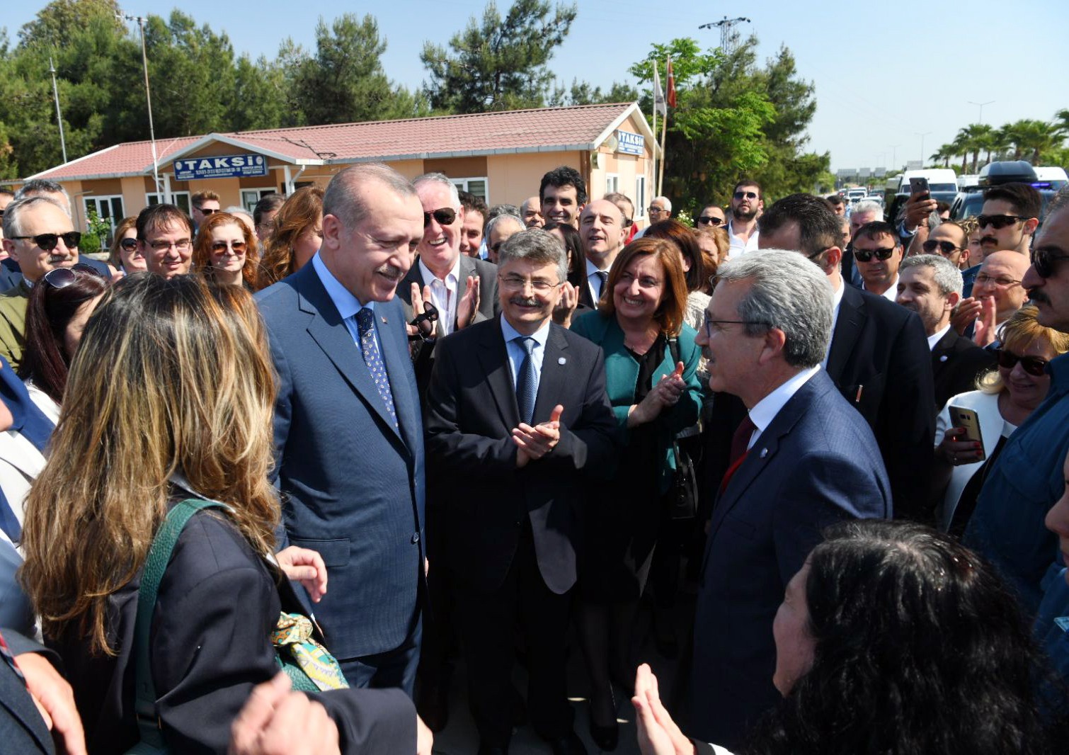 Egelilerden Cumhurbaşkanı Erdoğan’a sürpriz karşılama