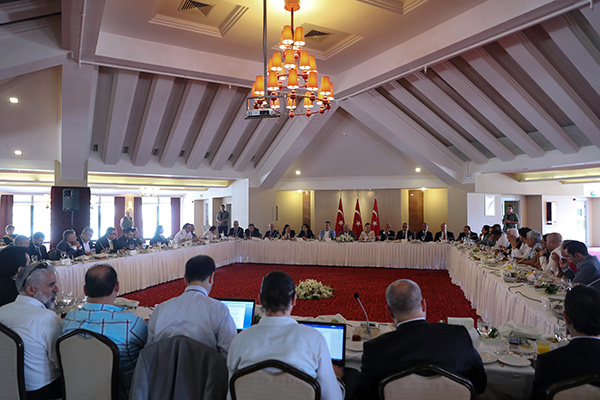 Başbakan Yıldırım: "Türkiye, alternatifsiz değil"