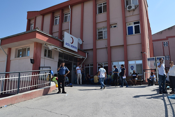 İşçiler akın akın hastaneye gidiyor, sayı artıyor