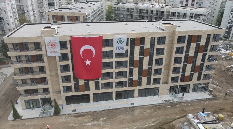 Çevre ve Şehircilik Müdürü Albayrak: Deprem konutları örnek olsun