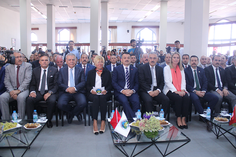 Kuru üzüm ve kuru incirde ilk ürün töreni