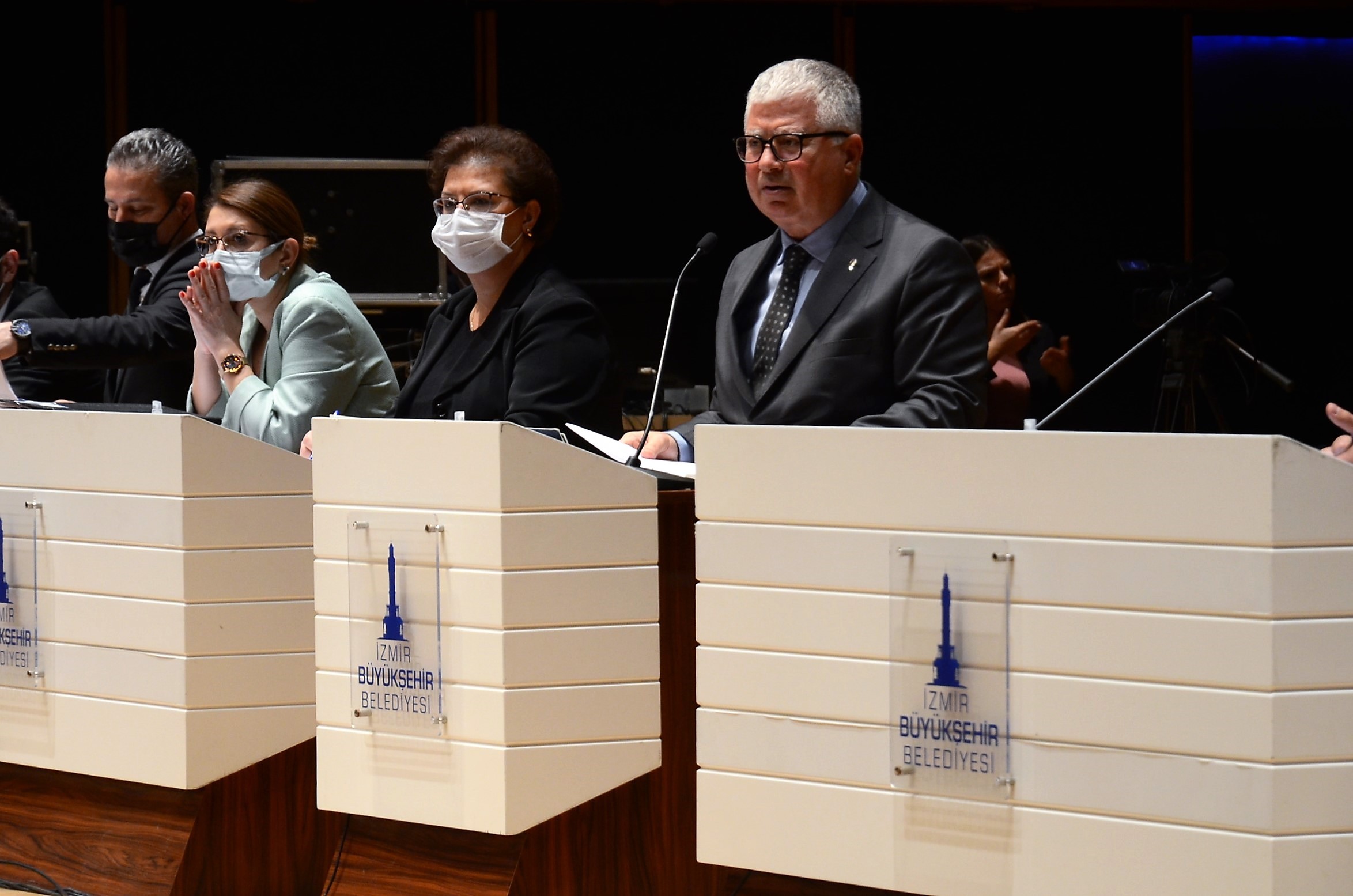 Meclisin gündemi, Grand Plaza ve yarışma parası oldu