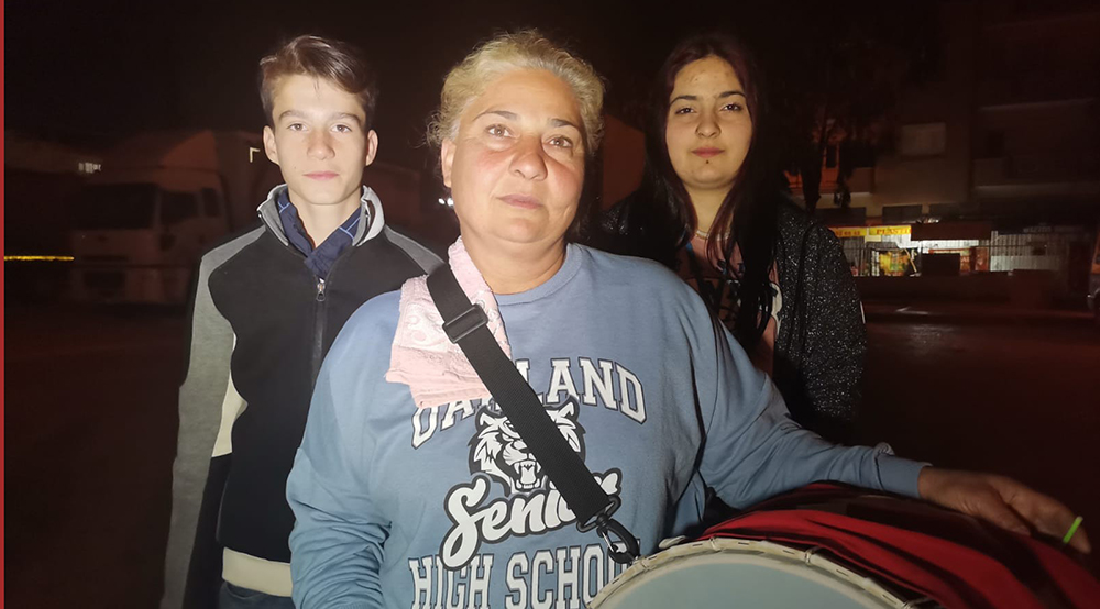 45 yaşındaki 'Davulcu Abla' 6 yıldır sahura kaldırıyor