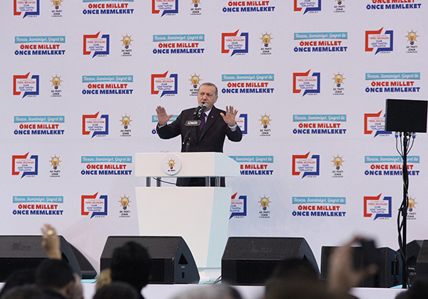 Cumhurbaşkanı Erdoğan AK Parti'nin İzmir adaylarını açıkladı