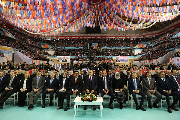 Cumhurbaşkanı Erdoğan AK Parti'nin İzmir adaylarını açıkladı
