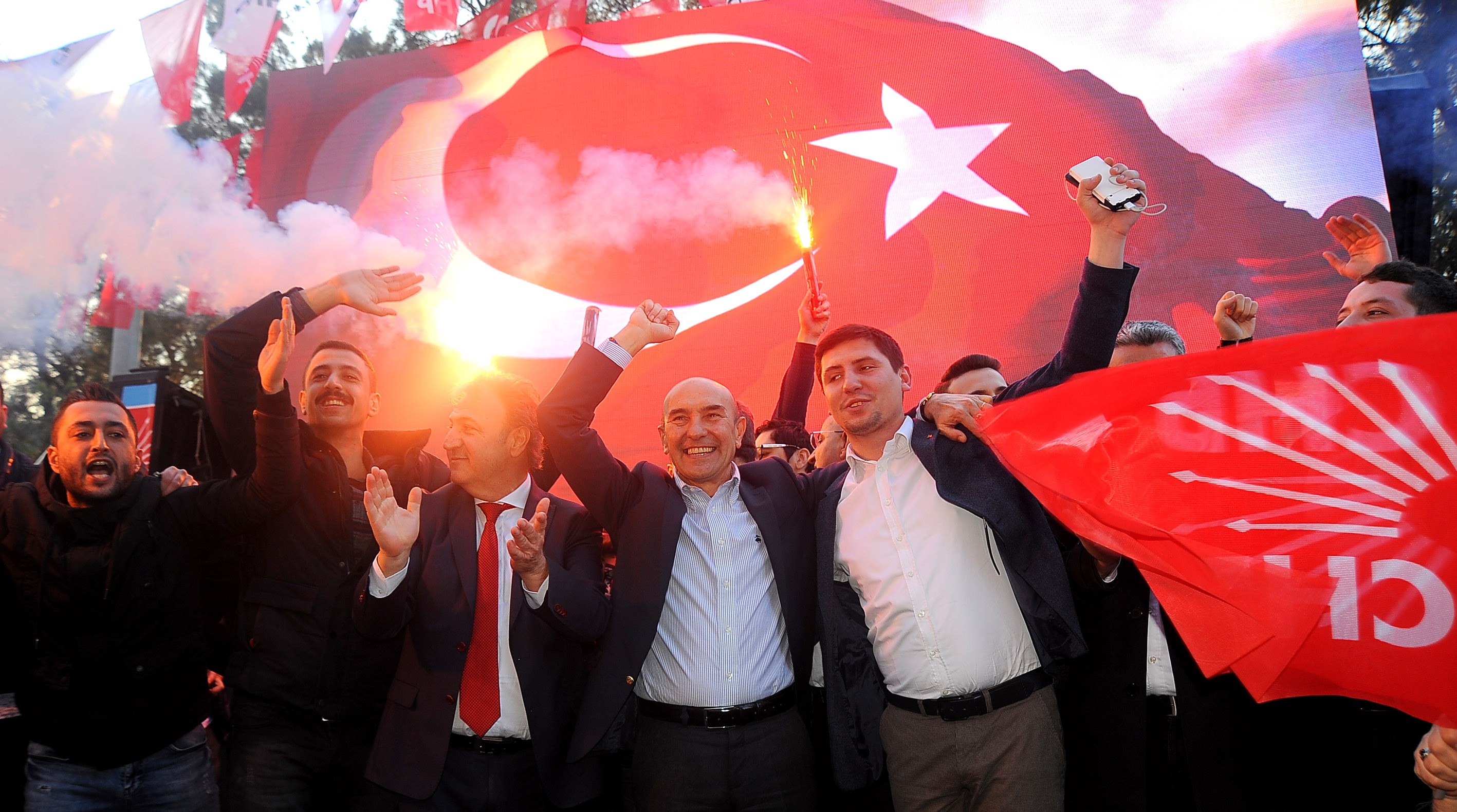 Tunç Soyer projelerini 26 Şubat’ta açıklayacak