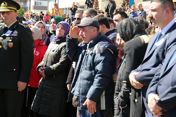 Şehit Uzman Onbaşı Ak, son yolculuğuna uğurlandı