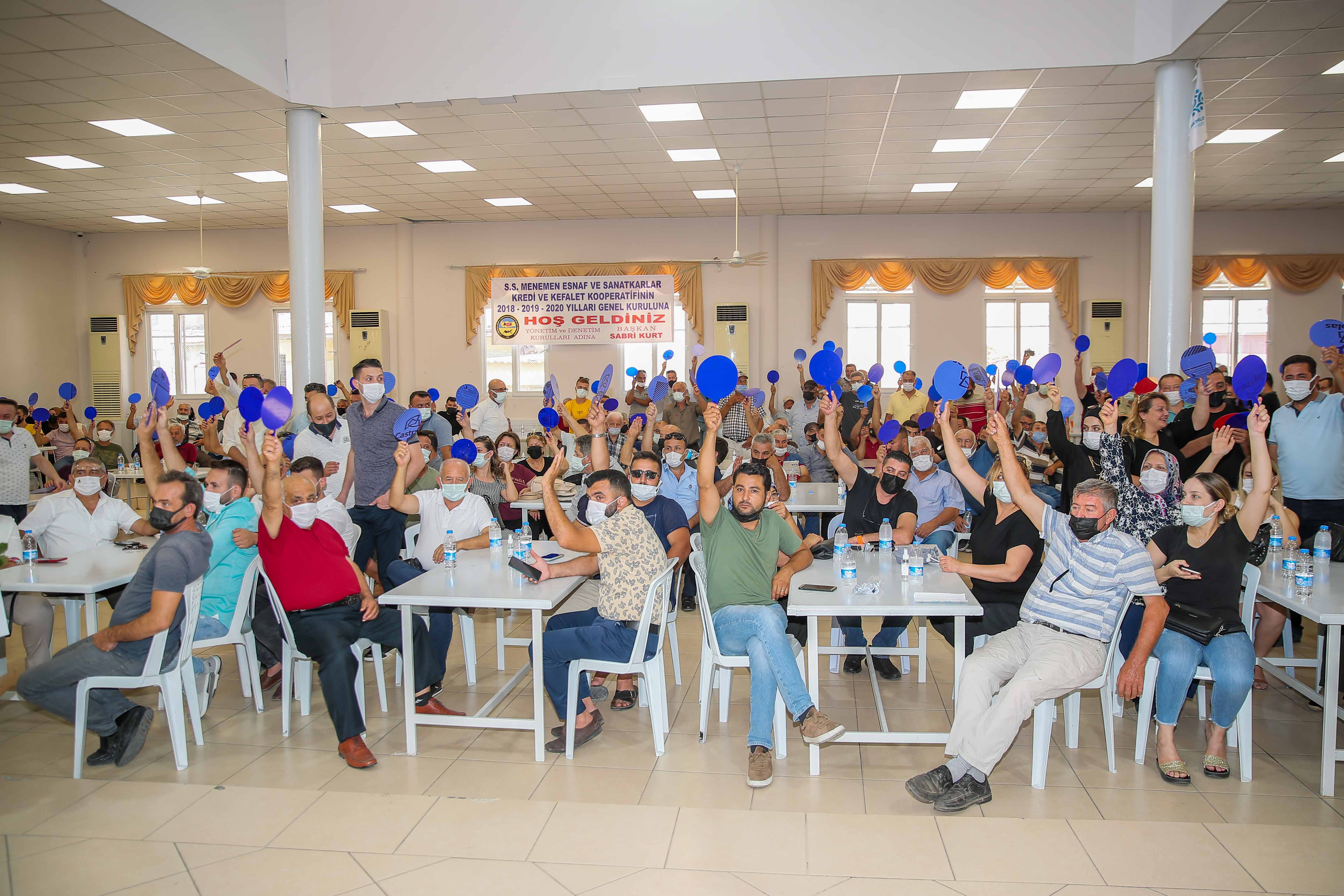 Başkan Vekili Pehlivan, esnaf ve sanatkârların yanında