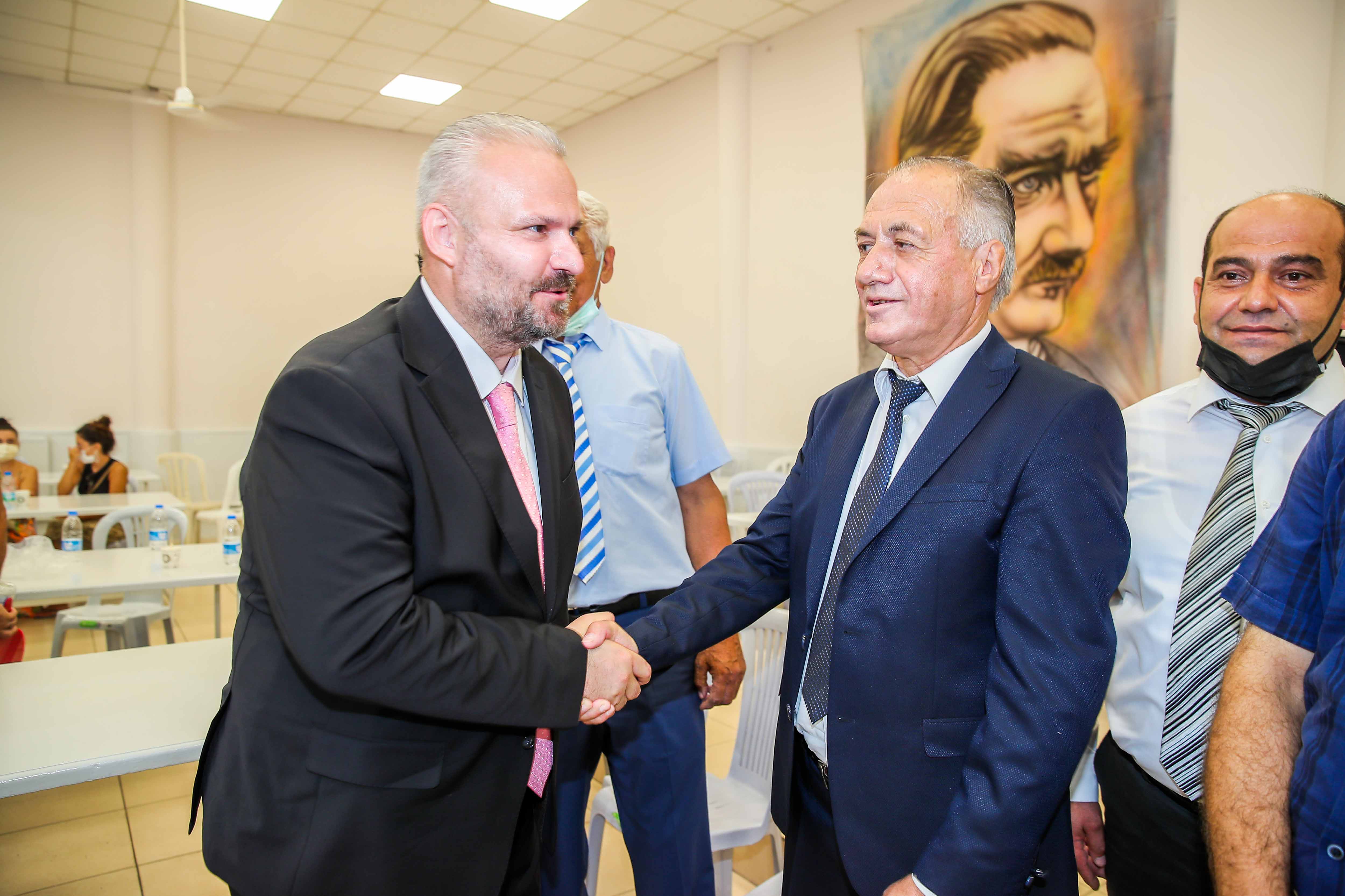 Başkan Vekili Pehlivan, esnaf ve sanatkârların yanında