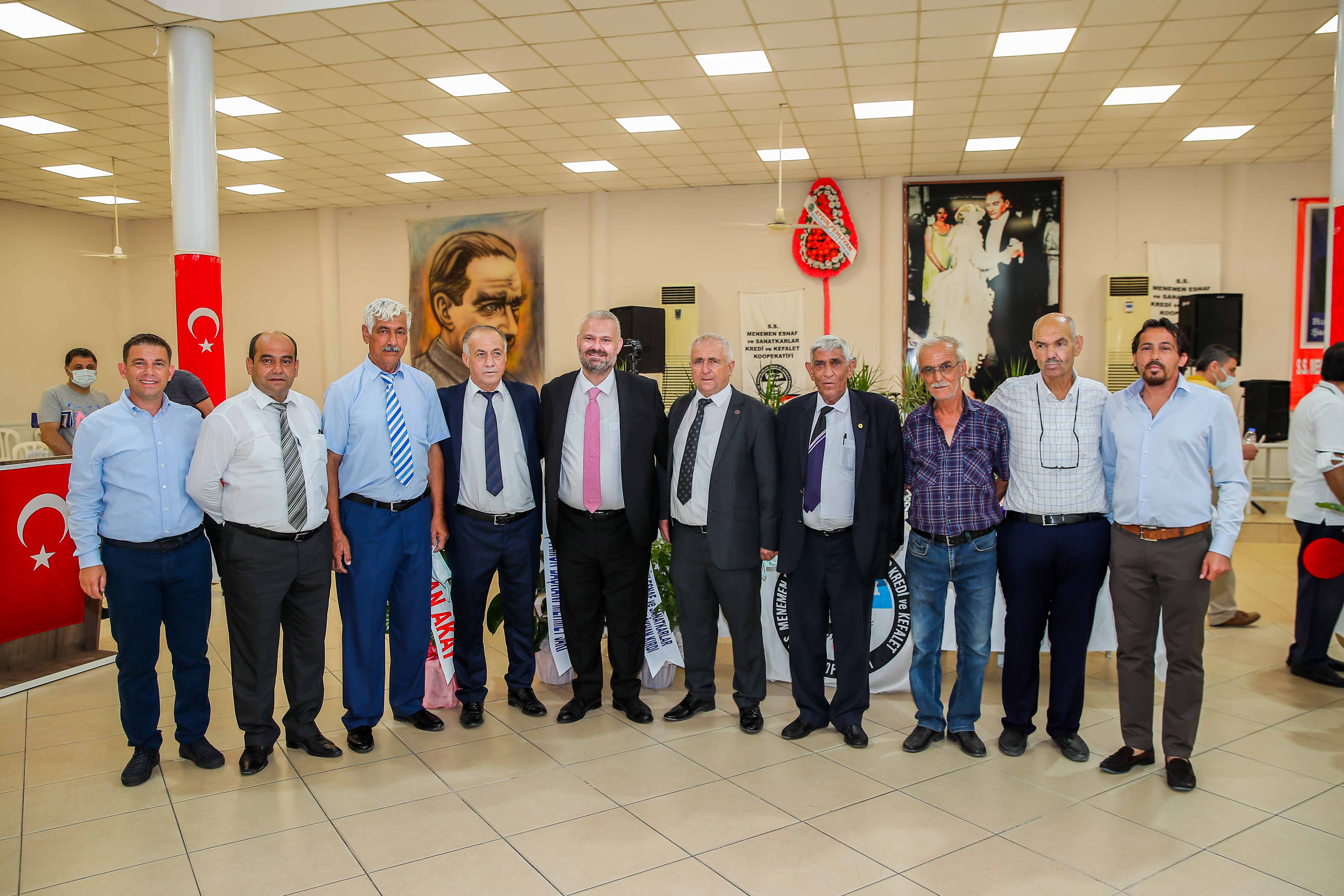 Başkan Vekili Pehlivan, esnaf ve sanatkârların yanında