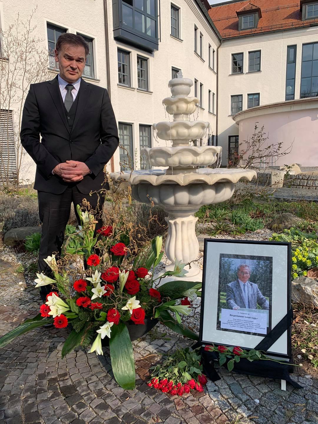 Merhum Başkan Uygur için Almanya'da tören