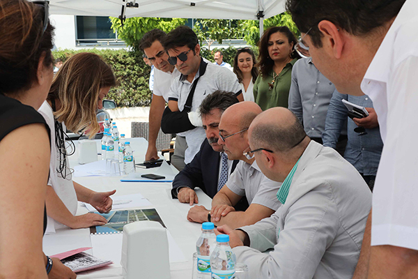 BÜYÜKŞEHİR'DEN HAFTA SONU BAYRAKLI MESAİSİ