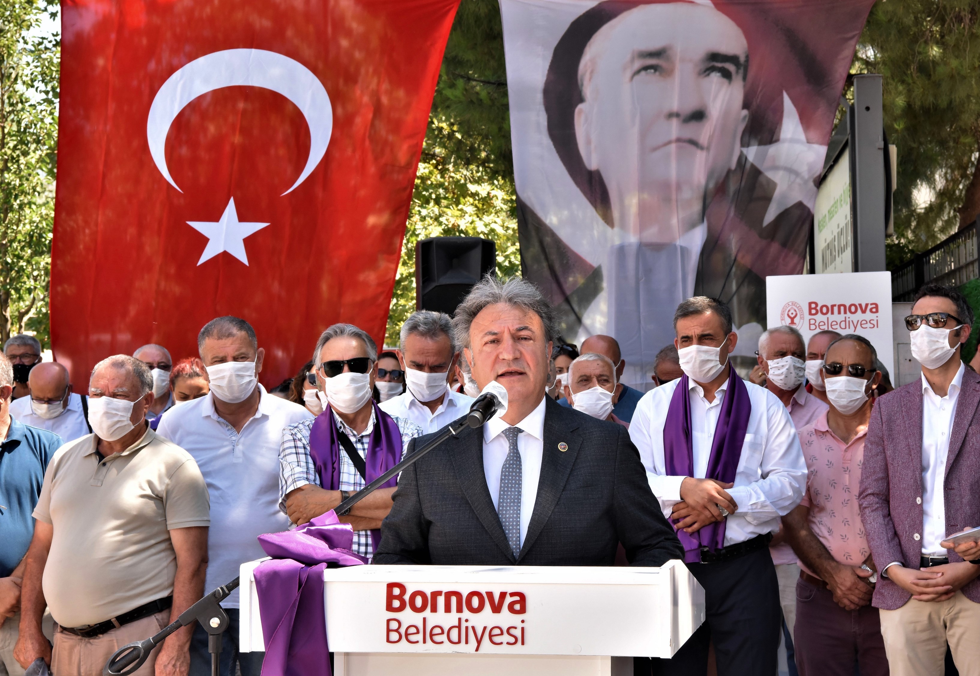 Bornova Belediyesi’nden anlamlı açılış...  Katledilen tüm kadınlar anısına...