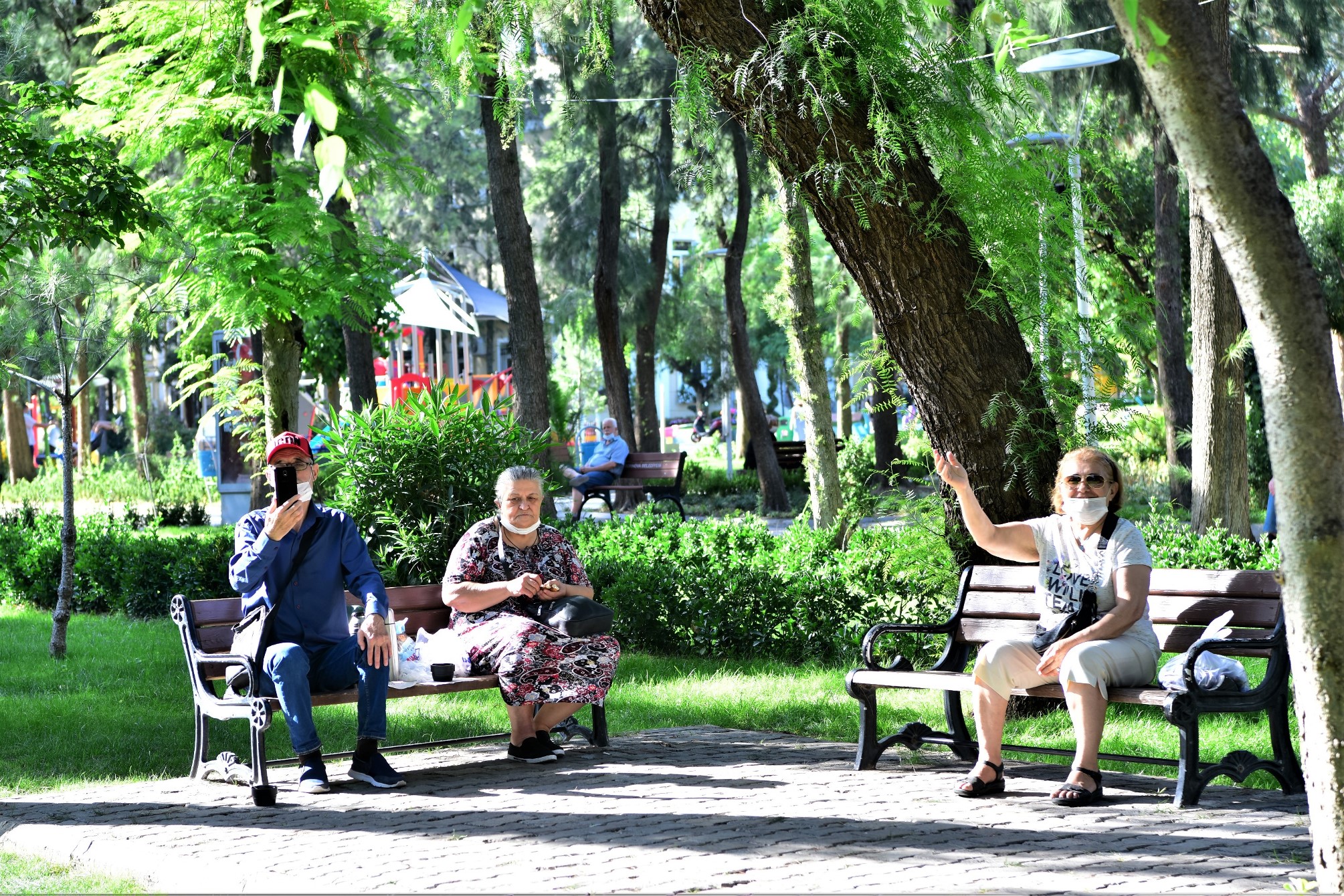 Bornova’nın çınarlarına moral konseri