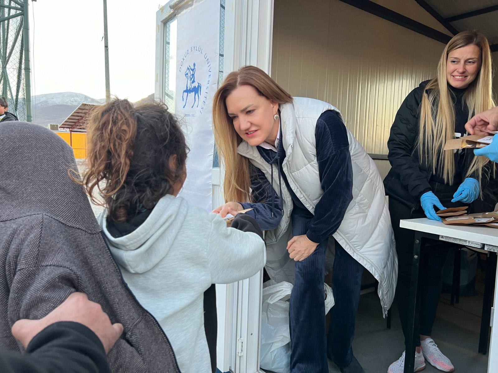 Deü Deprem Bölgesini Unutmuyor: Rektör Hotar Malatya’yı Ziyaret Etti