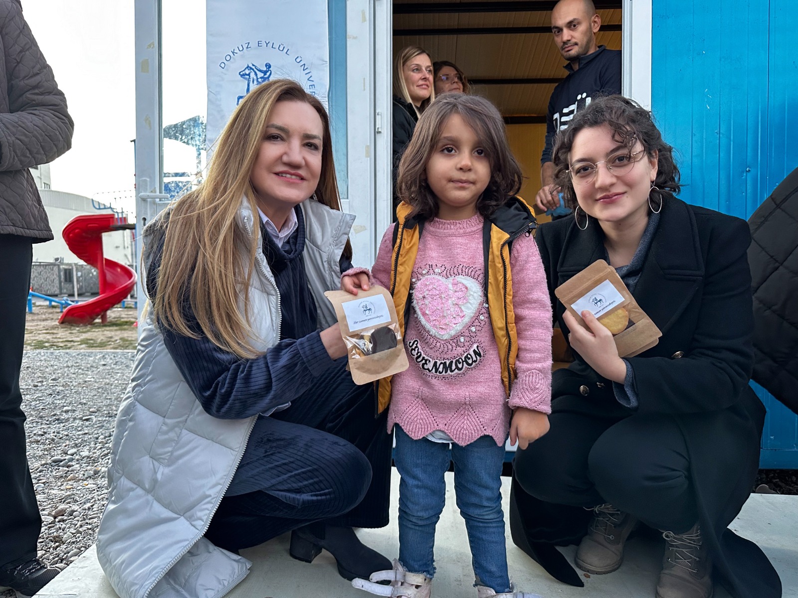 Deü Deprem Bölgesini Unutmuyor: Rektör Hotar Malatya’yı Ziyaret Etti