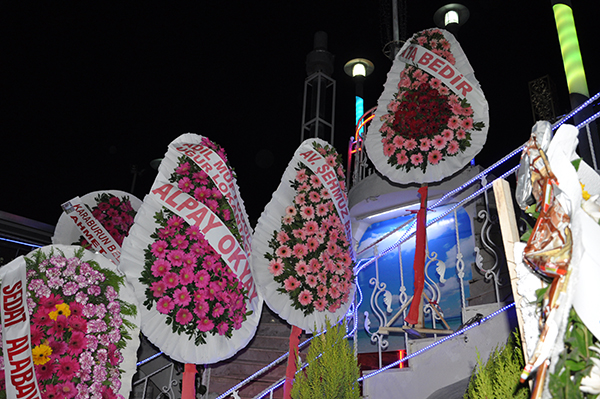 ONLAR ERDİ MURADINA