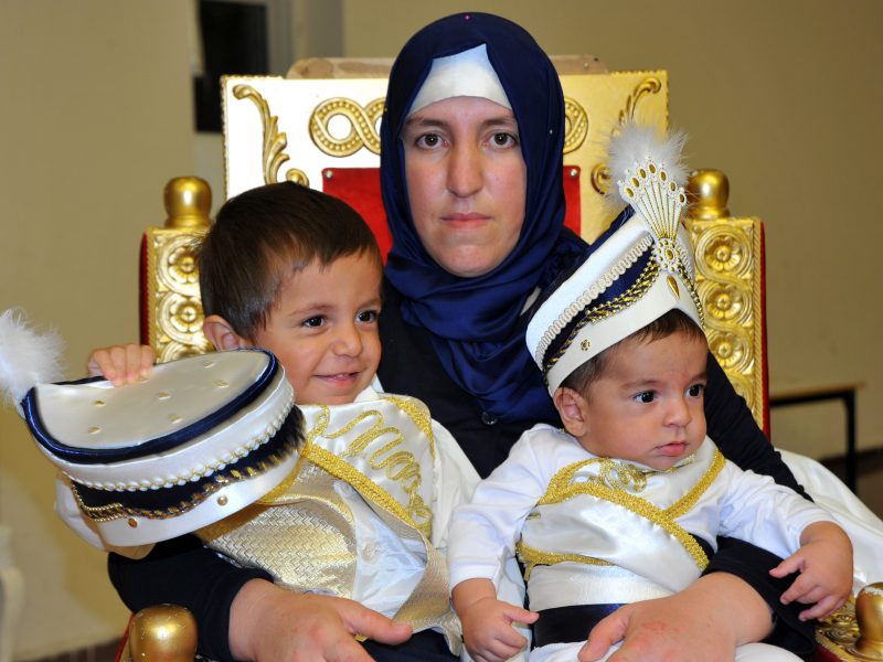 Seferihisar’da Sünnet Şöleni