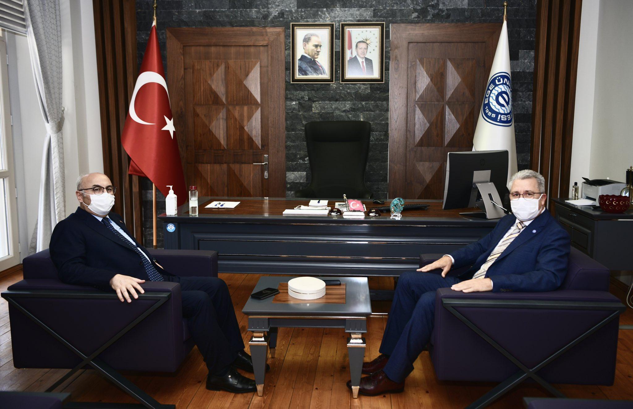 İzmir Valisi Yavuz Selim Köşger EÜ’yü ziyaret etti